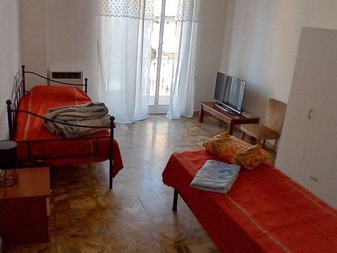 Camera in Viale della Repubblica, 4, Esselunga - Sacro Cuore - Zona Piscina, Valenza