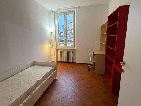 Trilocale in Strada Aurelio Saffi, 44, Centro, Parma