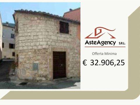 Appartamento in Vicolo Primo s.n.c, Cancelli - Campodonico - Serradica, Fabriano