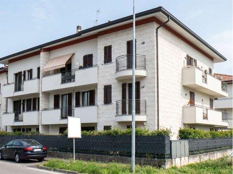 Trilocale in Via Fratelli Kennedy s.n.c, Novedrate