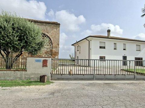 Casa indipendente in Via Armando Diaz, 1333, Canaro