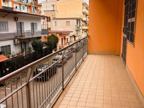 Quadrilocale in Via Alfonso Lamarmora, Centro Città, Casoria
