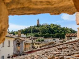 Trilocale in Piazza Buonaparte, Centro Storico, San Miniato