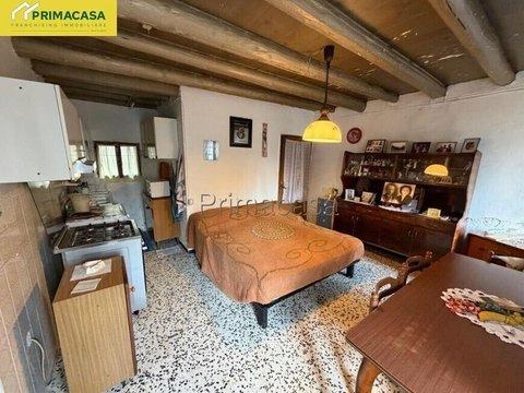 Casa indipendente in Via Martiri della Libertà, Zimella