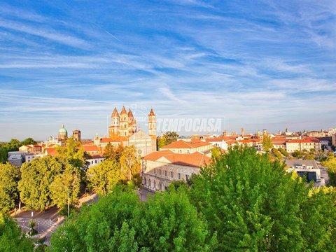Attico a Centro Città, Vercelli