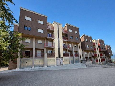 Quadrilocale in Via Brasile, 4, Pettino, L'Aquila