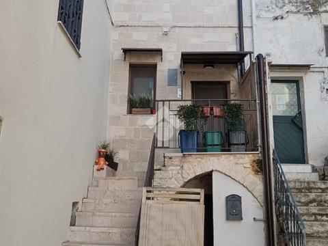 Casa indipendente in Via Roma, 67, Centro Storico, Cassano delle Murge