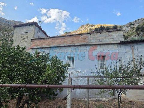 Casa indipendente in Via Redentore, Maranola - Trivio - Castellonorato, Formia