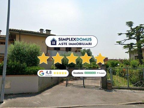 Villa in Via Cav.di Vitt. Veneto, Altopascio Centro, Altopascio