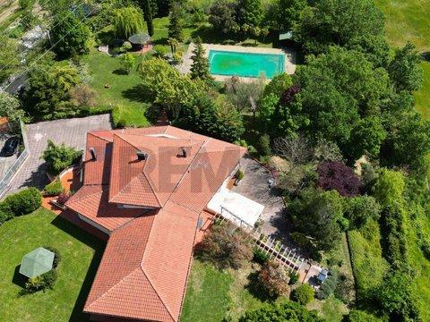 Villa a Attiggio, Fabriano