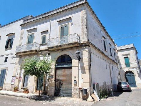Appartamento in Via Veneto, 10, Cutrofiano