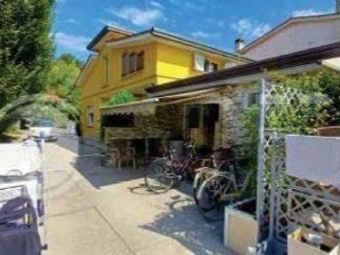 Casa indipendente in Via Mantegna, 9, Carmignano di Brenta