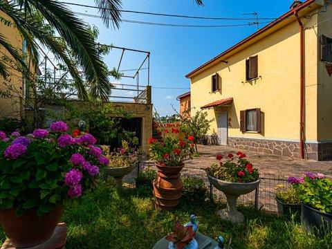 Casa indipendente in Via Pistoiese, s.n.c, Centro, Vinci