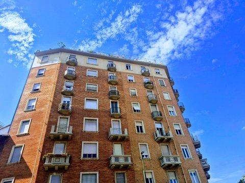 Trilocale in via Frassineto, 2, Cenisia, Torino