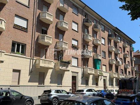 Bilocale in via Salbertrand, 56, Parella, Torino