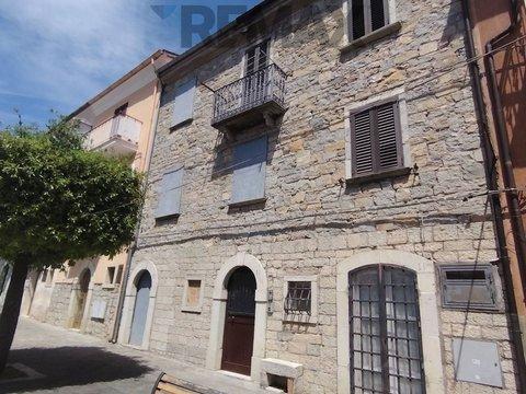 Villetta bifamiliare in Corso Garibaldi, 10, Sant'Elena Sannita