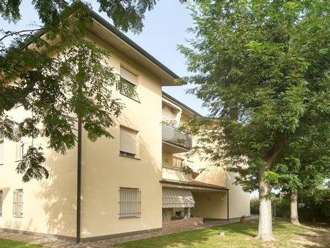 Trilocale in Via Andrea Costa, 227, Molinella