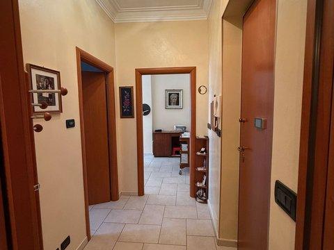 Trilocale in Via Monte Rosa, 101, Barriera di Milano, Torino