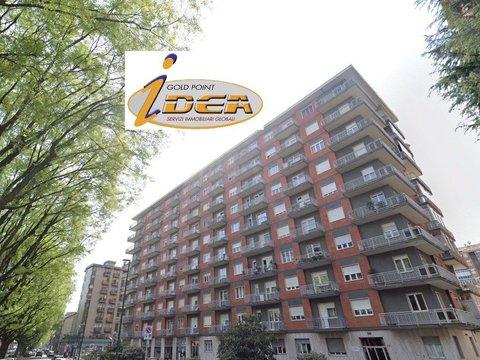 Trilocale in Via Luigi Boccherini, 33, Rebaudengo, Torino