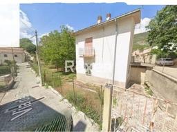 Casa indipendente in Via del Rio, Acciano
