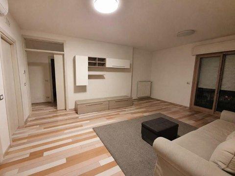 Trilocale in Via Angiolo Poliziano, 15, Saione, Arezzo