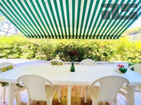 Villa in Via Giotto, Lido di Camaiore, Camaiore