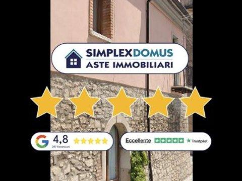 Appartamento in Via Emanuele Caggiano, Buonalbergo
