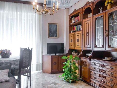 Bilocale in Via Rodolfo Carabelli, 1, Porta Vittoria - Calvairate, Milano