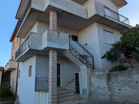 Casa indipendente in Via Savoia, 10, Ardauli