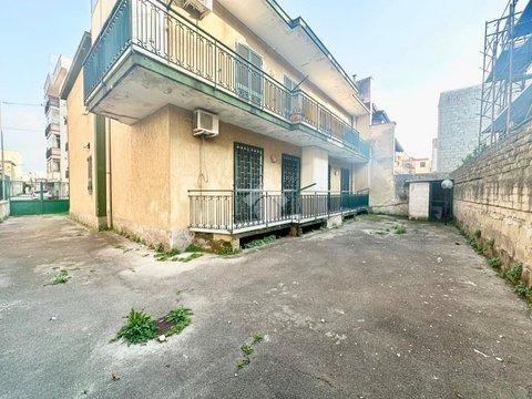 Villetta bifamiliare in via Giacinto Gigante, 250, Villaricca