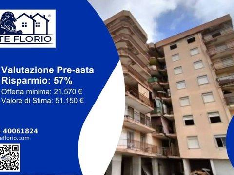 Trilocale in Via Casacelle, 25, Zona Casacelle-Campopannone, Giugliano in Campania
