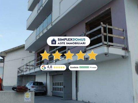 Appartamento in Via Martiri Ungheresi, Pianella