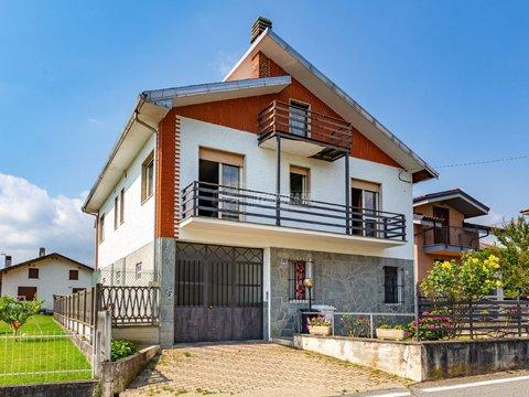 Casa indipendente in Via Bovero Monsignor, Giaveno