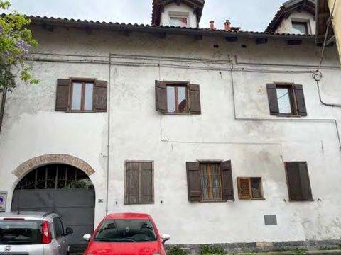Villetta a schiera in Via Anselmina, 3, Lauriano