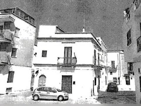 Appartamento in Piazza Armando Diaz, Ceglie del Campo, Bari