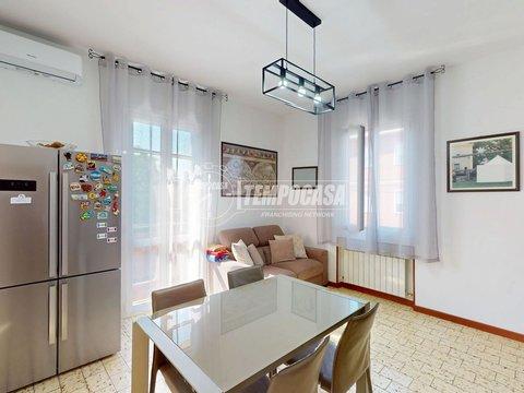 Trilocale in Viale della Costituzione, 42, Monteveglio, Valsamoggia