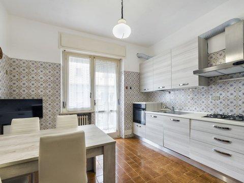 Trilocale in Via Seneca, 23, Portanuova, Pescara