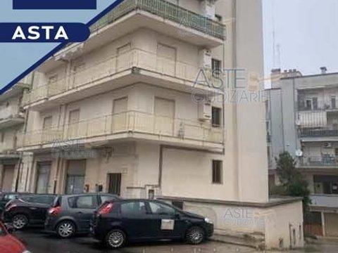 Appartamento in Via Giovanni di Pinto, 6, Turi