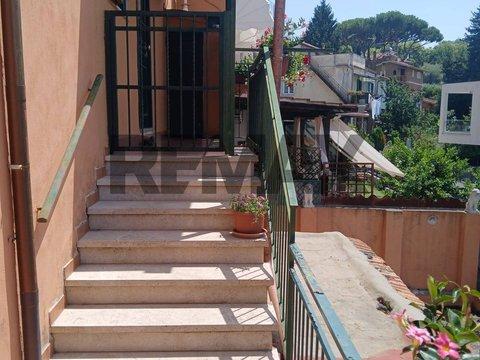 Bilocale in Via Orti Pompei, 15, Centro, Albano Laziale