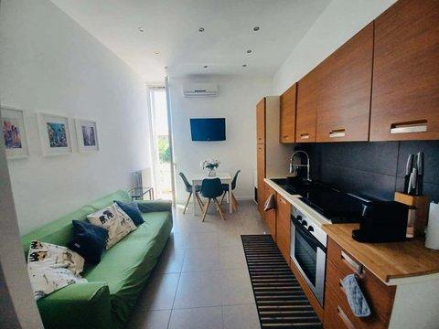 Bilocale in Via Carlo Bazzi, 7, Bocconi, Milano