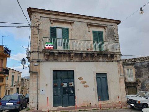 Casa indipendente a Modica Alta, Modica
