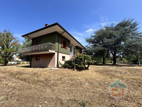 Casa indipendente in Via Marziano Ciotti, 24 -62, Gradisca d'Isonzo
