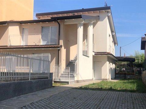 Bilocale in Via brusaporto, Seriate