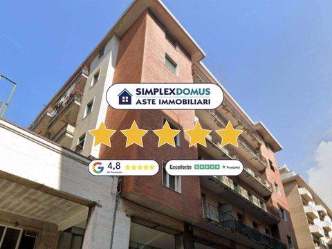 Quadrilocale in Via Tullio Molteni, Sampierdarena Centro, Genova