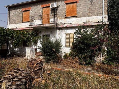 Casa indipendente in Via Milano, 25, Silanus