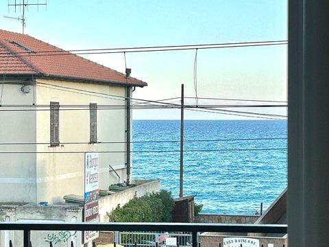 Trilocale in Via XXV Aprile, 132, Borgio Verezzi