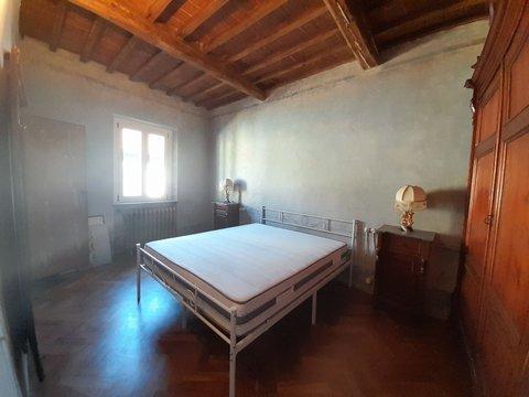 Quadrilocale in Piazza Mercatale s.n.c, Centro Storico, Prato