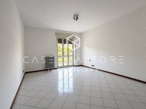 Bilocale in Via Cornelio Rovera, 38, Gavirate