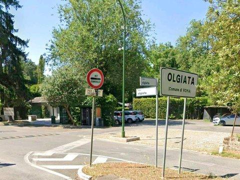Appartamento su due piani in Largo dell'Olgiata, 15, Olgiata, Roma