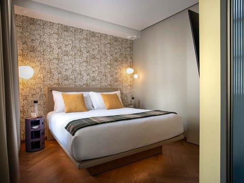 Bilocale in Via Alessandro Manzoni, 25, Brera - Montenapoleone, Milano